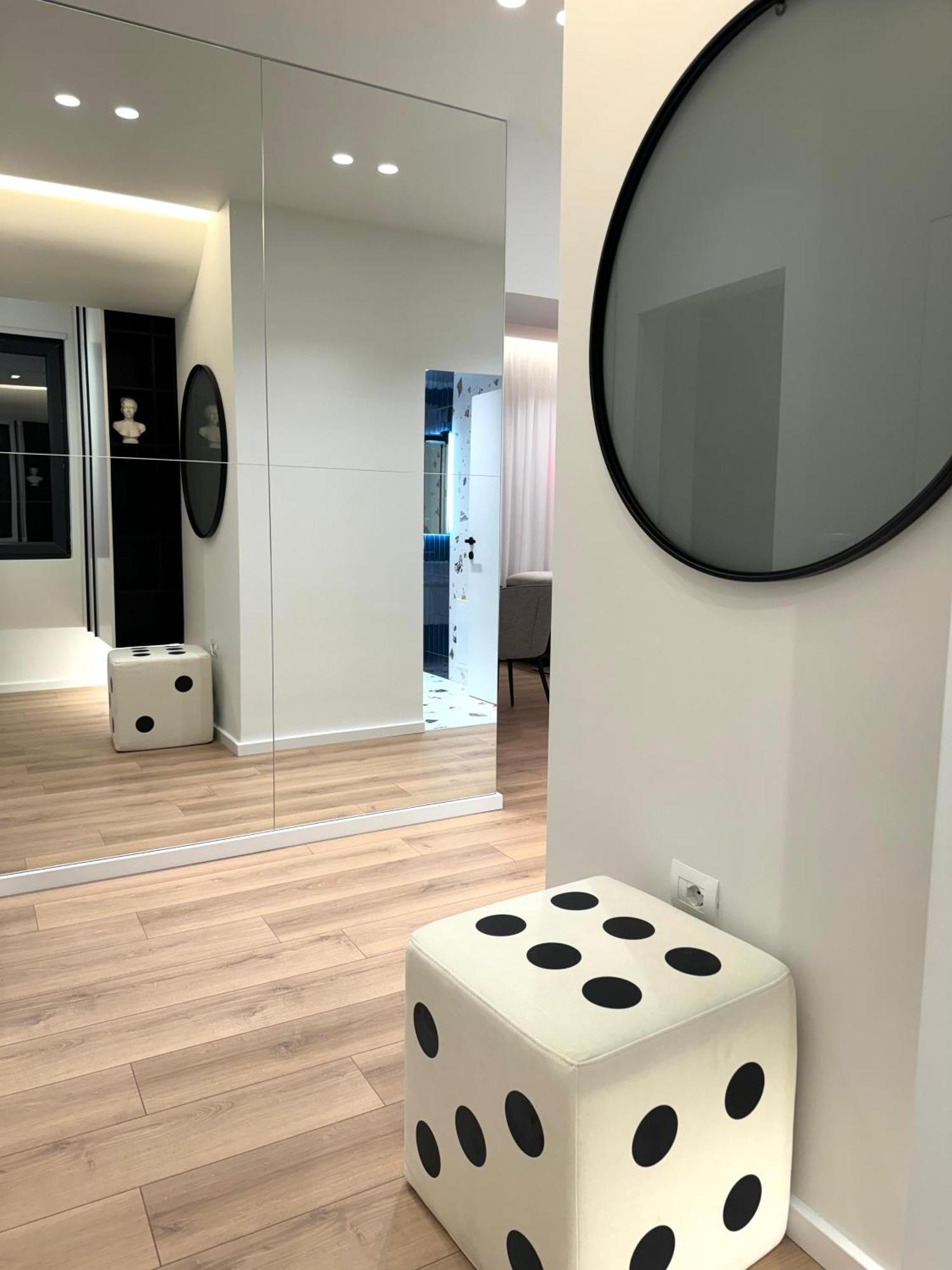 Incasso City Center Apartment Tirana Esterno foto