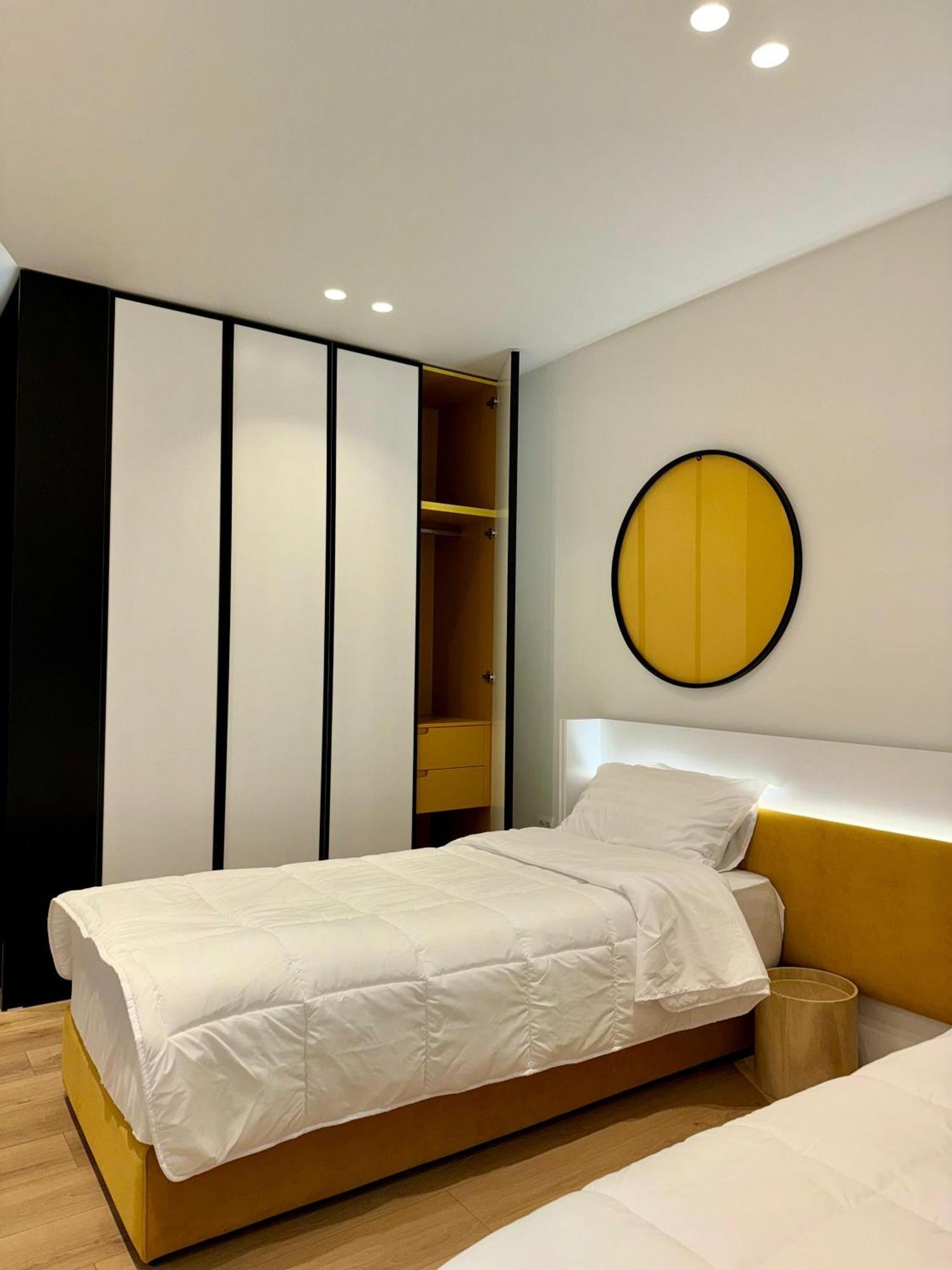 Incasso City Center Apartment Tirana Esterno foto