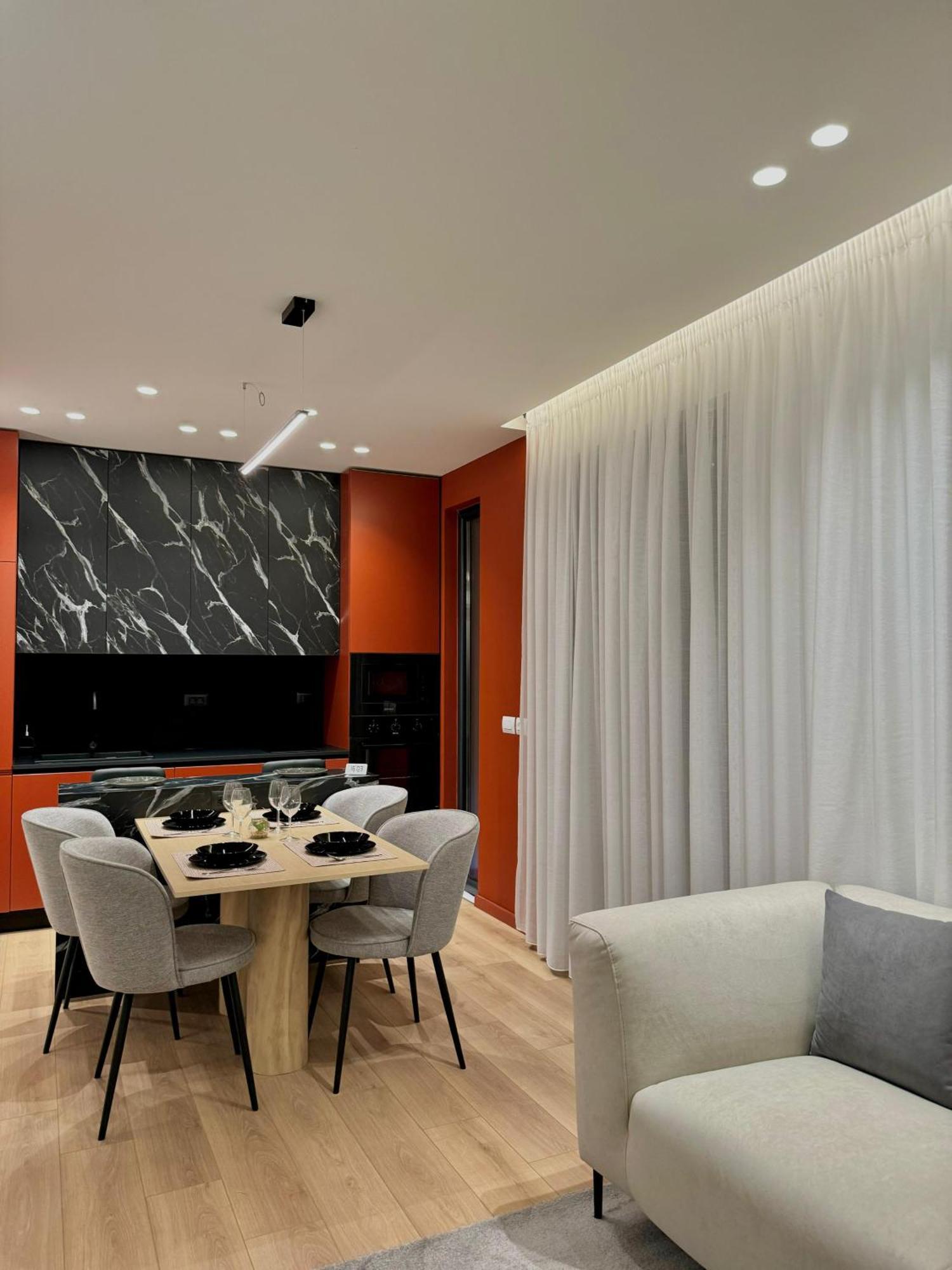 Incasso City Center Apartment Tirana Esterno foto