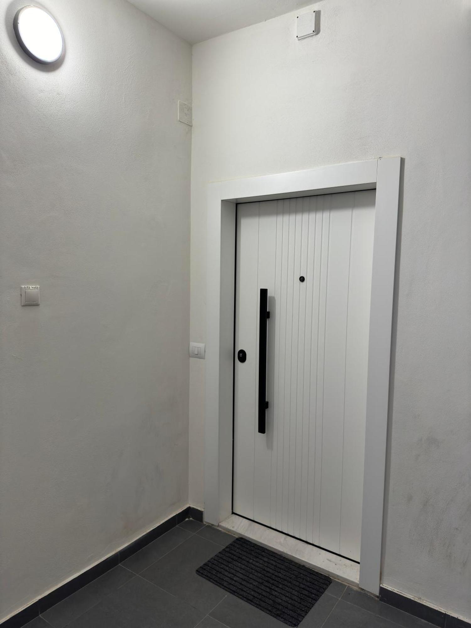 Incasso City Center Apartment Tirana Esterno foto